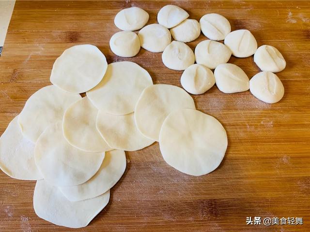 白萝卜做饺子，不要焯水了！教你3招去辛辣，鲜香味美还不出水