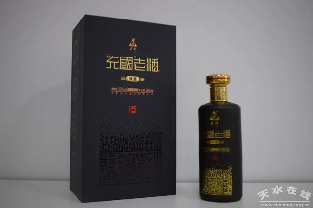 天河酒业举行新品鉴评会，六位中国著名白酒专家参加鉴评