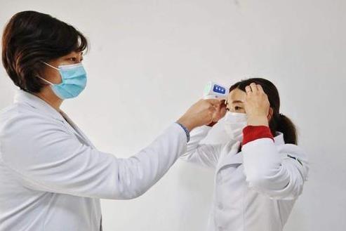 勇哥科技■测额头还是测手腕？体温枪究竟测哪里更准确？