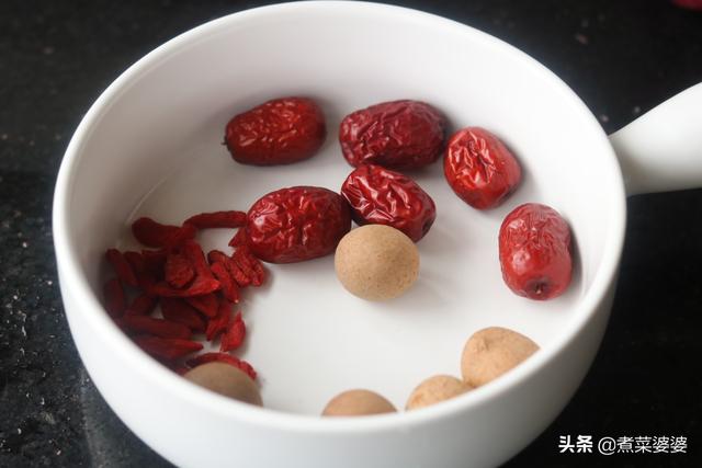 爱在屋檐下|天气太热，家人就馋这甜汤，甜糯又解渴，比绿豆汤还受欢迎，好喝
