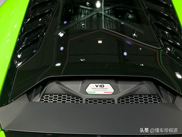 新车｜艳丽，兰博基尼Huracán EVO后驱版亮相广州车展