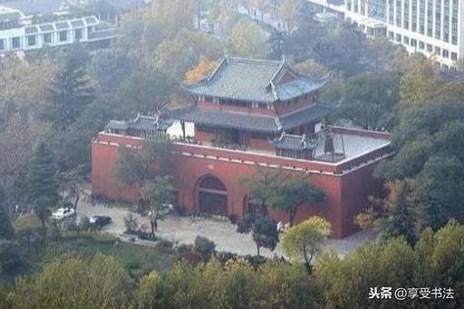 玩乐足迹：声扬九州的千年钟鼓楼