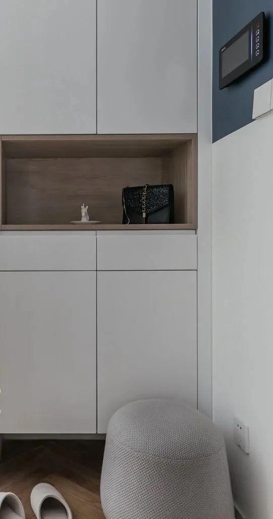 玄关|玄关只放鞋柜就落伍了，现在流行这样设计