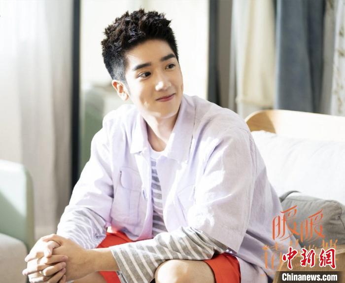 中国新闻网客户端|青年演员李明峻的“入职之初”