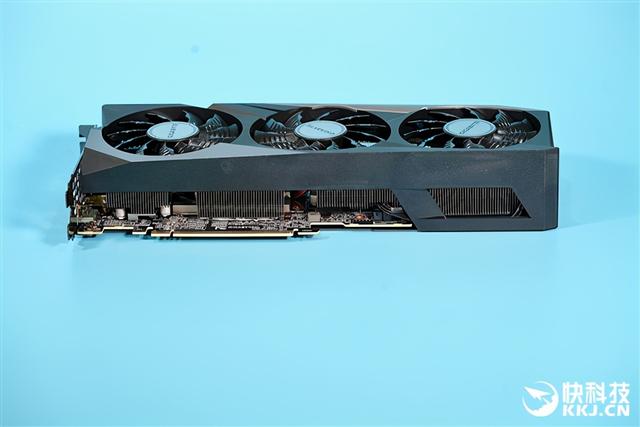 技嘉GeForce RTX 3060 Ti魔鹰PRO图赏