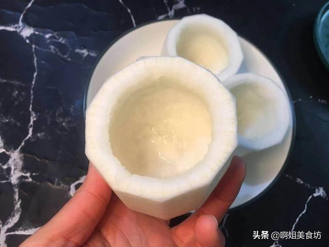 冬天记得给家人喝这滋补汤，清甜爽口，清热去火，做法超简单