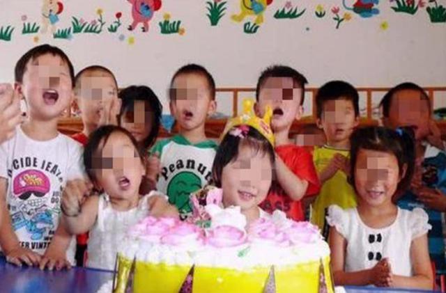 【你的育儿经】5岁女儿幼儿园过生日，老师让买“双层蛋糕”，妈妈：孩子吃不完