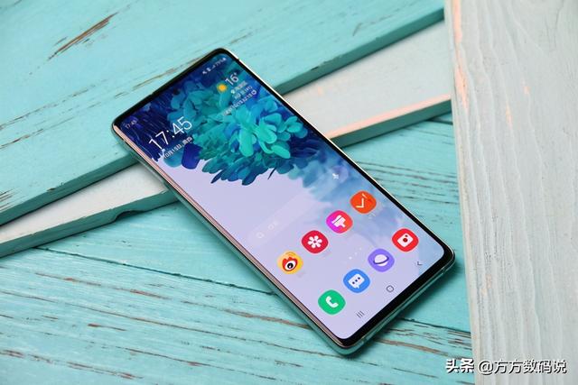 综合素质依旧是5G手机的重点，这三款旗舰打造“均衡”式体验