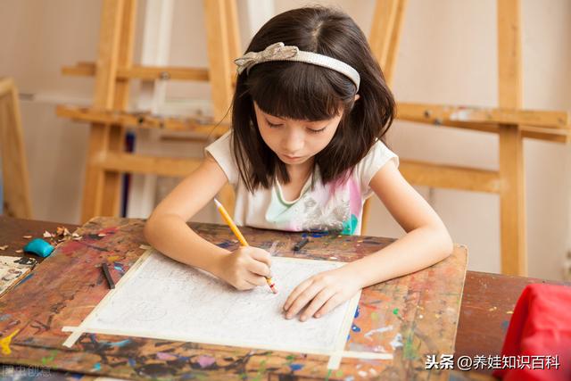 笑看人生|10个宝宝9个爱乱画，有了这款老不死的绘画本，妈妈再也不头疼了