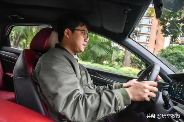 不相信2.0T B级车才6个多油？实测直接打脸同事