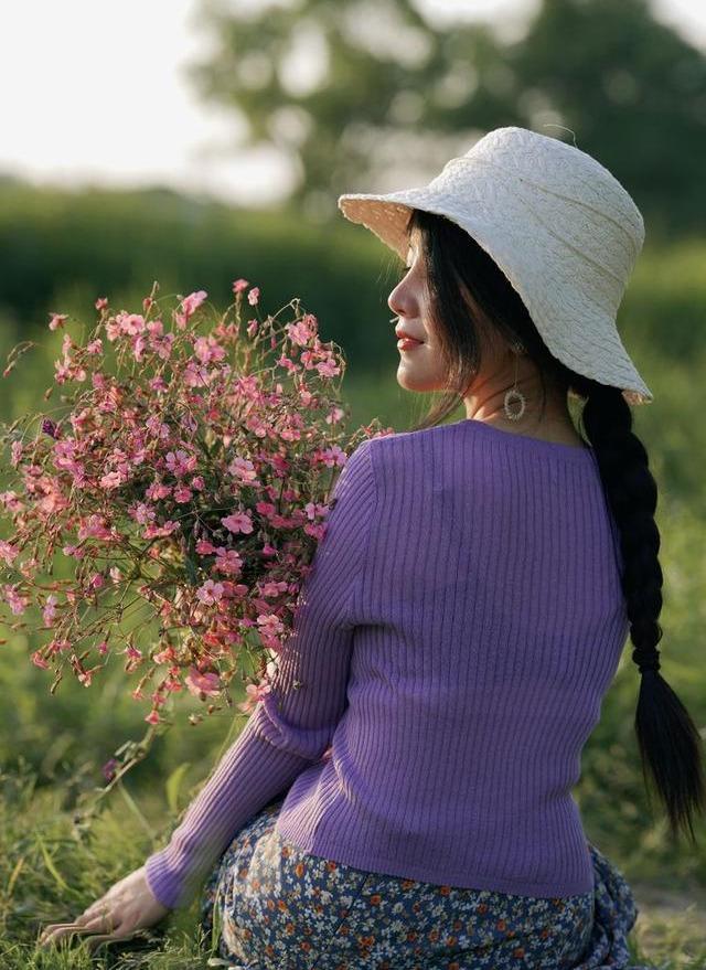 丝丝柔柔，搂一缕花香