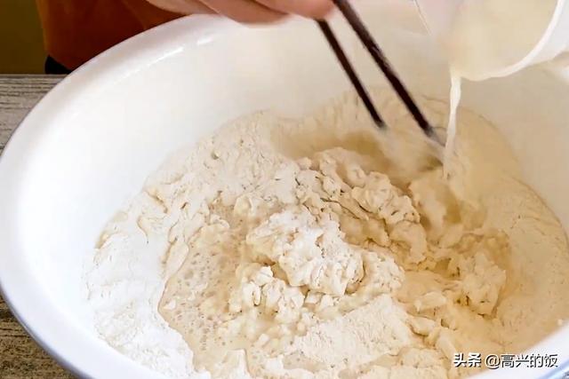 怎么做千层饼？掌握好这3点，轻松出千层，外酥里嫩、层层分离