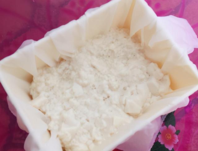 在家自制豆腐，不用内酯不用卤水，豆腐又嫩又白净，零难度零失败