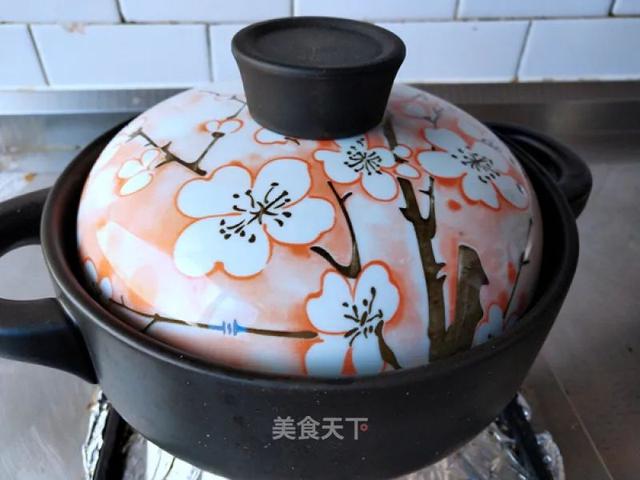 天冷了，自制一份香喷喷的煲仔饭！有菜有肉，越嚼越香