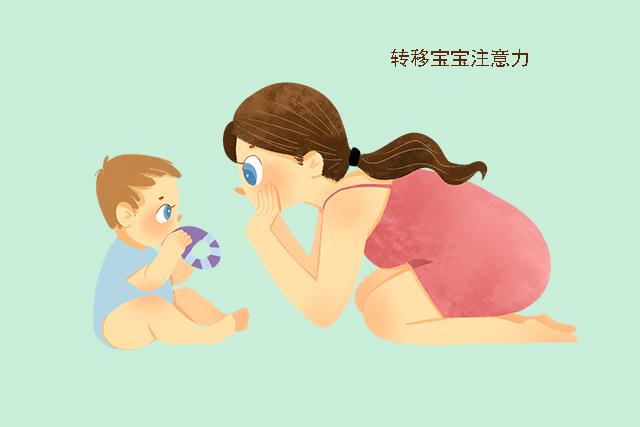 「超级宝妈」宝宝总爱揪头发,宝妈们都快被薅秃了,咋办?这些方法比骂更有效