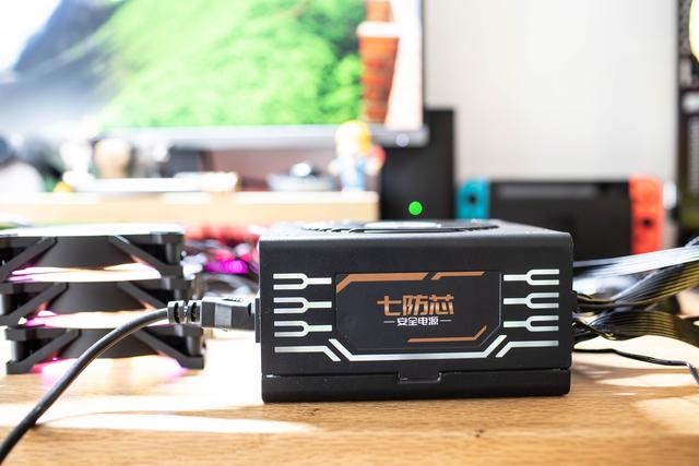 质保10年，买了绝对不亏，机箱里最值得投资的硬件，超频三七防芯