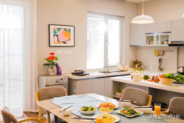 楼市|频繁调控中，江苏房地产业2020年表现如何？