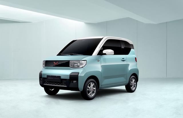 「车与大法师」神车家族再添新成员，五菱新能源车命名为“宏光MINI EV”