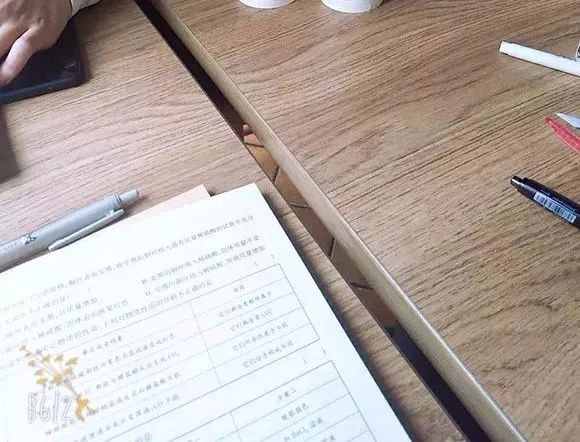 「暖先生格调」26张图记录一位初三生的备考历程：中考很苦，我们都一样