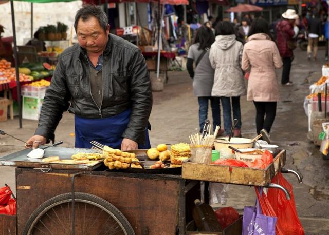 提醒各位家长，孩子脾胃虚弱容易诱发积食，平时这3种食物少吃