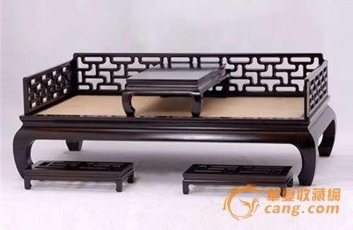 家具|热带家具中“心材”出产率高，质地密而色醇美的酸枝木，季节交替时得常养护