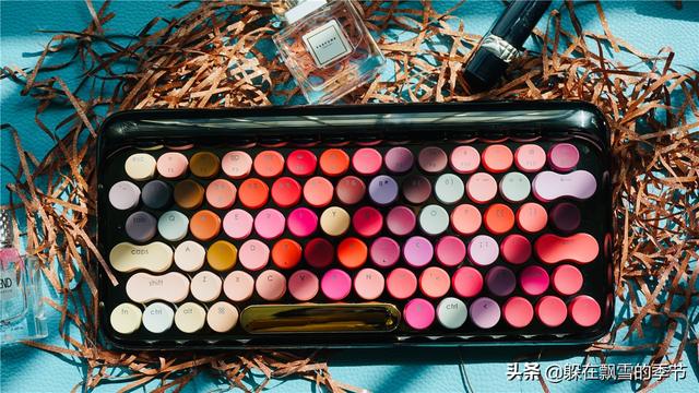 送女朋友的口红色号集齐了没？让洛斐DOT圆点一键帮你搞定