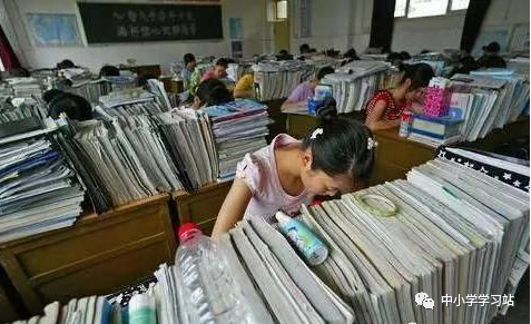 『暖先生格调』疫情下的教育：我们孩子为什么这么累？