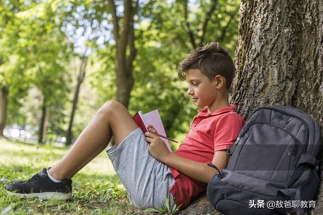 #超级宝妈#巧用“1万小时定律”，帮助孩子更好成长，这6个方面父母要把握