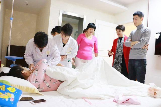 月儿弯|进产房生孩子前，产妇必备的5样“生娃工具”，早准备就能少受罪