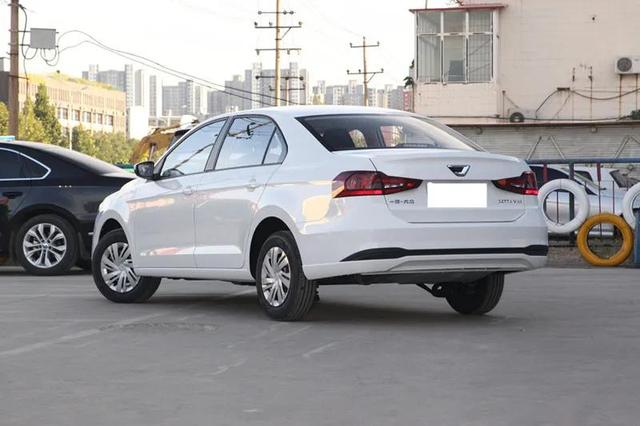 最高优惠3万！推荐四款“低成本、低油耗”家用轿车