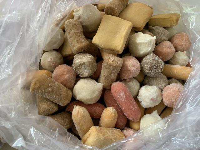 #你的育儿经#这6种食物，孩子再馋父母也别买，没营养还浪费钱，以后别乱买了