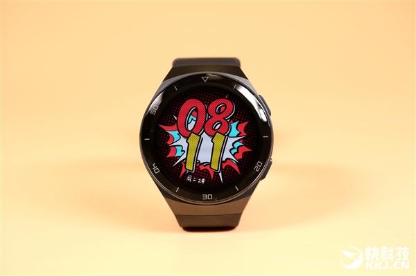 环球网@支持100种运动模式 华为Watch GT2e曜石黑开箱图赏