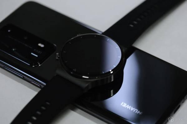 HUAWEI WATCH GT 2 Pro：独具气质，更具专业