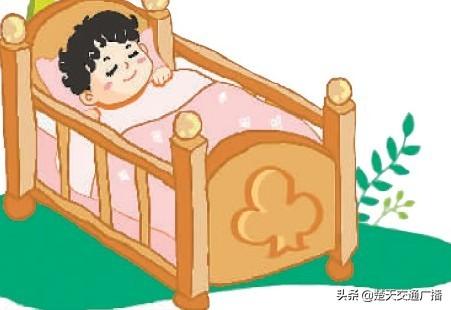 #超级宝妈#三个月宝宝趴睡后身亡，专家表示：仰睡是一岁前宝宝的最佳睡姿