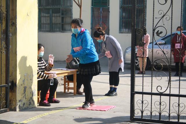 你的育儿经：兴仁中心幼儿园开展疫情防控演练活动