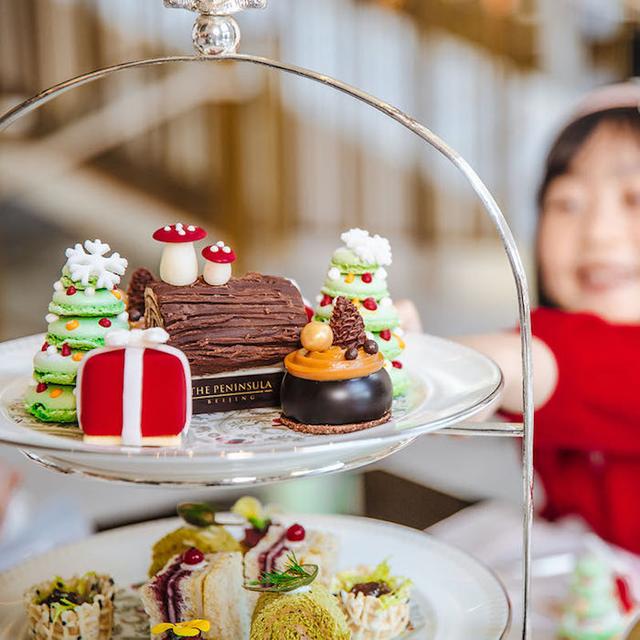 今年的平安夜，我们选出了这些有点“好吃”的圣诞桌 | 北京篇