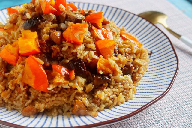 一个电饭锅解决晚饭，懒人福音一锅出，香糯清甜做法简单，太香了