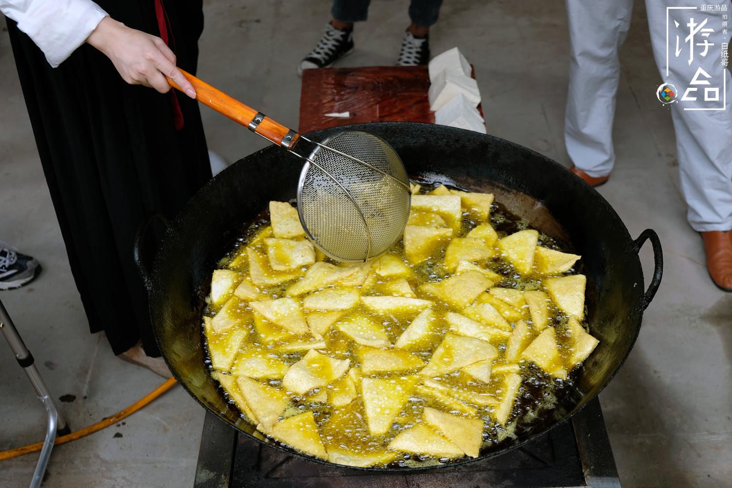 石宝镇|豆腐也能吃出肉的味道，重庆忠县的这道斋菜，专为白居易而做