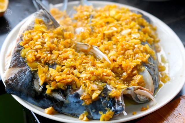 天冷，这鱼每年家里要吃上百斤，尤其冬天吃得多，香辣爽口吃着鲜