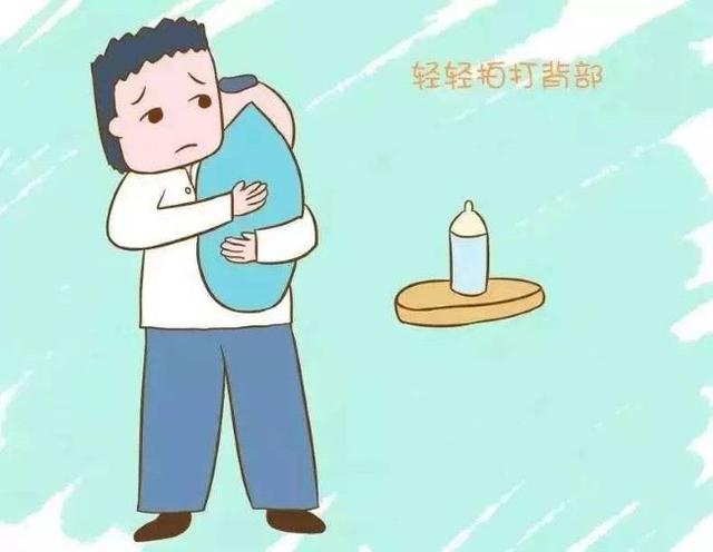 「超级宝妈」两个月的宝宝，吃奶的时候总是扭来扭去的是怎么回事？