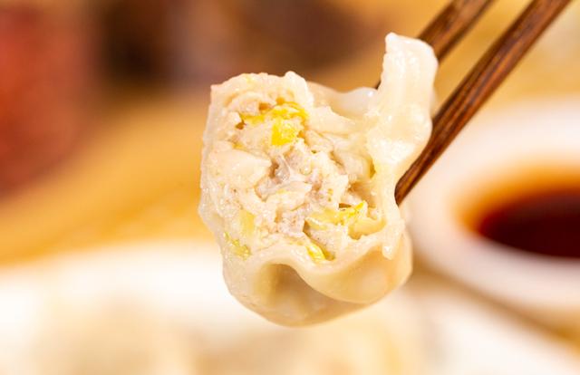 这4种馅的饺子，真太好吃，尤其是第一个，什么都不蘸就超好吃