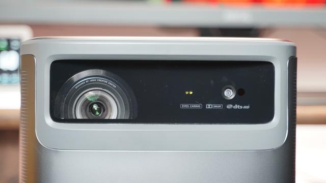 5000元档位投影对决——坚果J10、腾讯极光T6对比测评