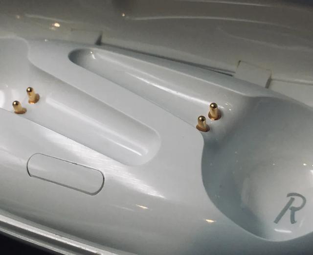 周董投资品牌1MORE TWS中的“颜王”评测