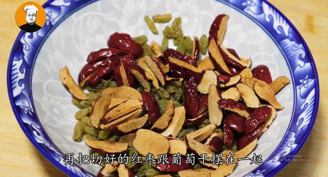 1把面条扔到油锅里，没想到这么好吃，瞬间变美味，做法超简单