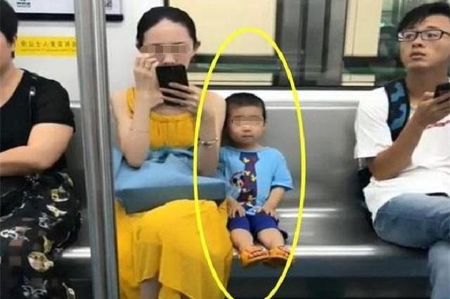 超级宝妈|孩子有没有教养，坐一趟地铁“原形毕露”，重新认识家庭起跑线