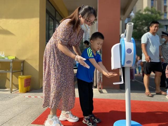 齐鲁东营资讯|遇见夏天 遇见最美的你——广饶街道兵圣路幼儿园复学第一天
