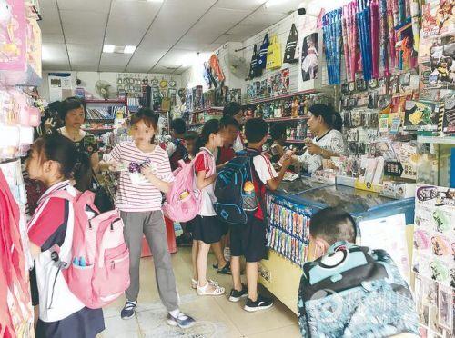 幸福的小调|“儿童零食”首次有了专门标准 给孩子挑选零食,不妨“对标”看一看