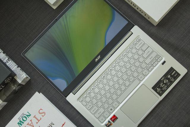 当最轻薄系列遇到锐龙4000系列巅峰性能 Acer 传奇评测