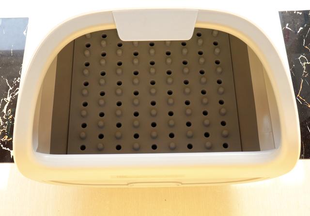 年轻人何必只泡枸杞，加上左点小仙智能蒸汽足浴盆会更舒爽