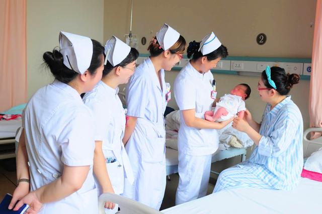 母乳喂养|“520”不一样的告白：省医院向市民科普母乳喂养知识